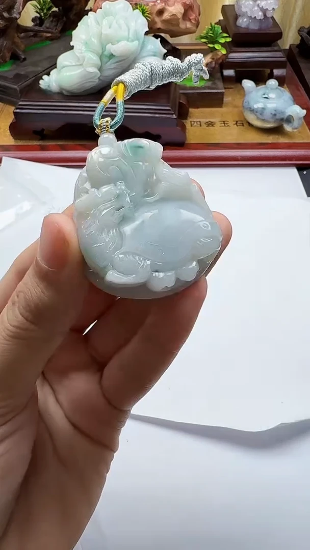 吊坠(不含链)未镶嵌翡翠1