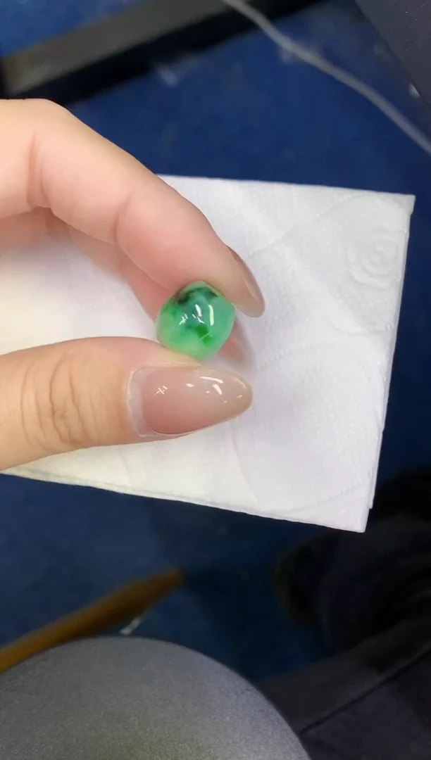 颈饰未镶嵌翡翠缅甸天然翡翠A货1