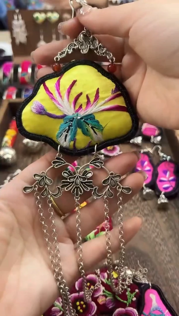 【闪购商品】织绣民族风老绣饰品386