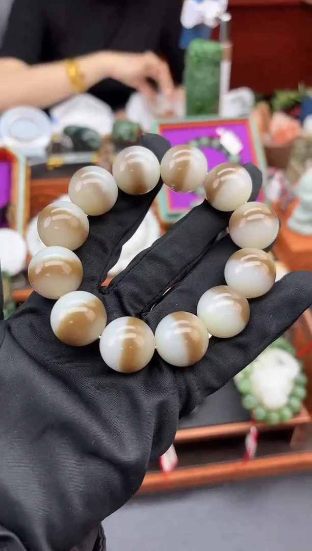 未镶嵌手串和田玉董小姐推荐 多样性发货 拍一发一tb20