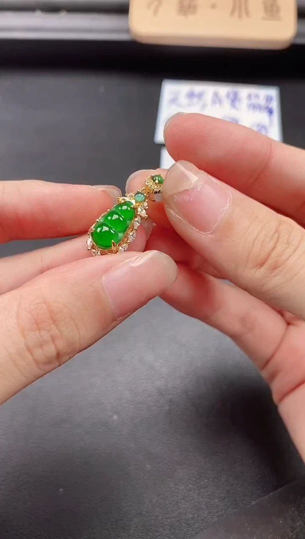 翡翠戒指银S925镶嵌5511