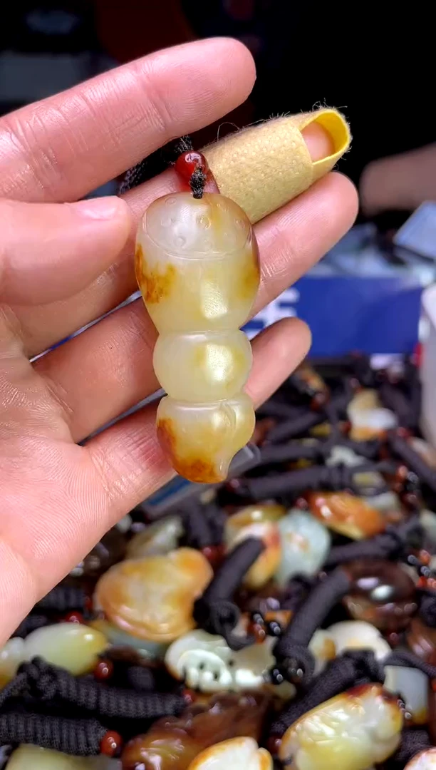 【闪购商品】和田玉颈饰未镶嵌1