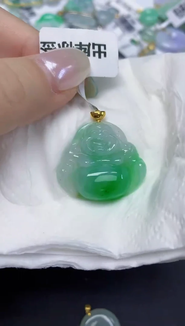 翡翠18K金镶嵌颈饰天然缅甸翡翠A货