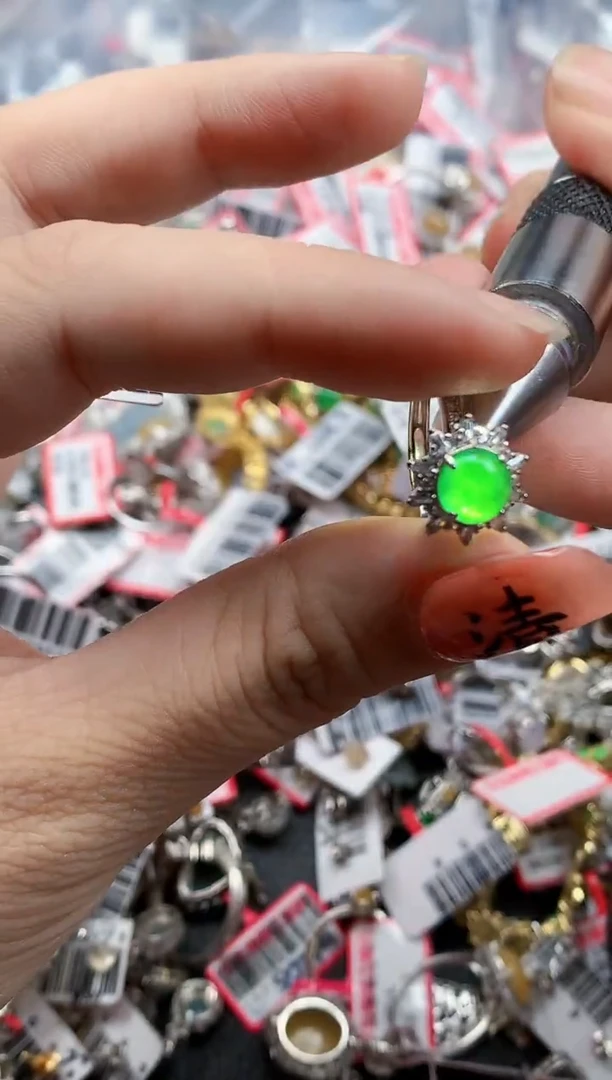 银S925镶嵌戒指翡翠天然A货缅甸翡翠