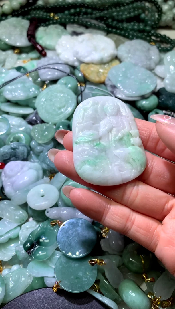 吊坠(不含链)未镶嵌翡翠1