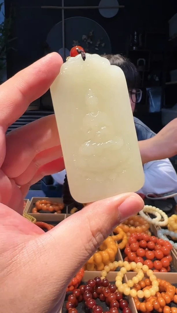 和田玉未镶嵌吊坠(不含链)吊坠
