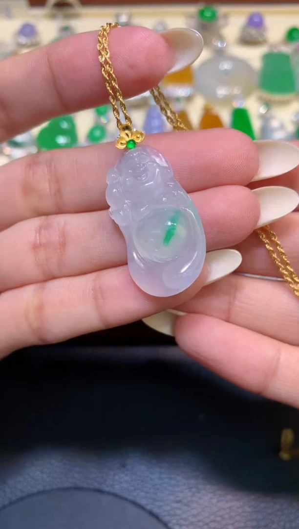 颈饰18K金镶嵌翡翠1