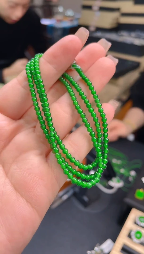 【闪购商品】翡翠吊坠(不含链)未镶嵌多样性发其一