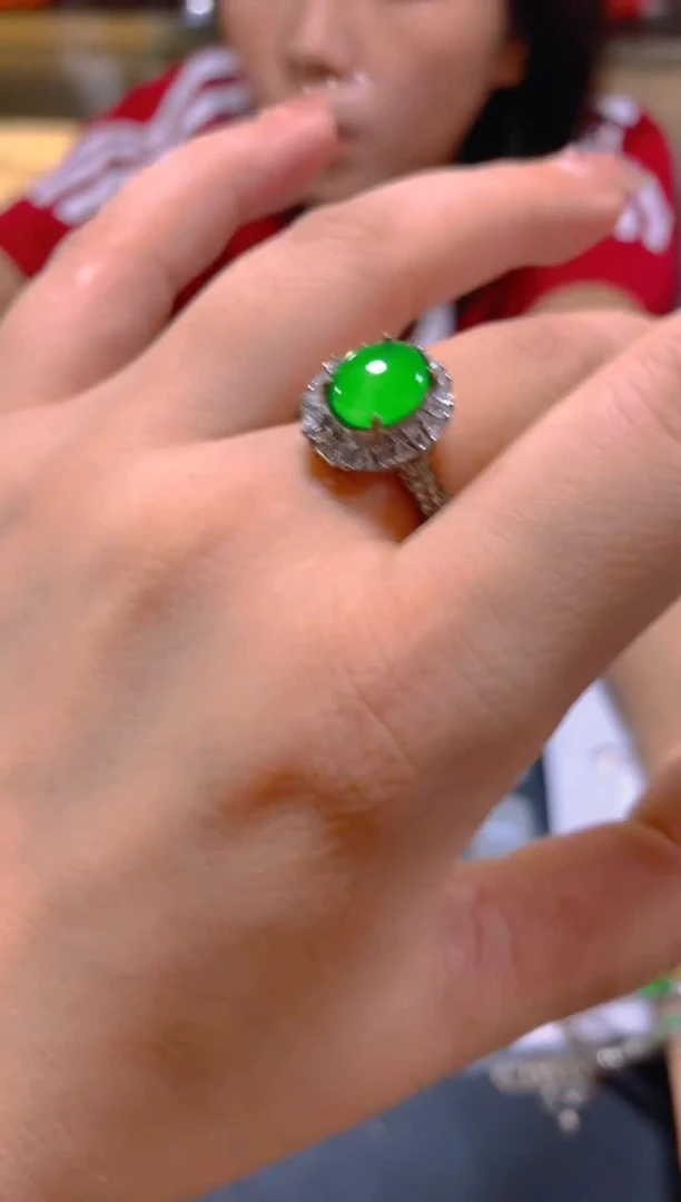 未镶嵌戒指翡翠多样性发一