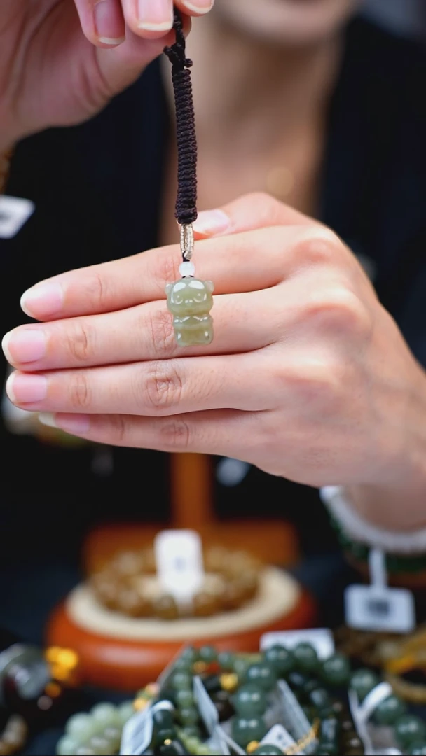 颈饰未镶嵌和田玉拍一发一 所见即所得