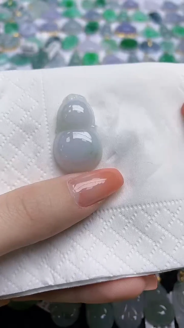 【闪购商品】翡翠颈饰未镶嵌天然翡翠A货