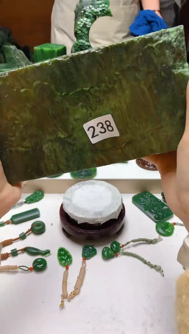 未镶嵌和田玉珠宝半成品1