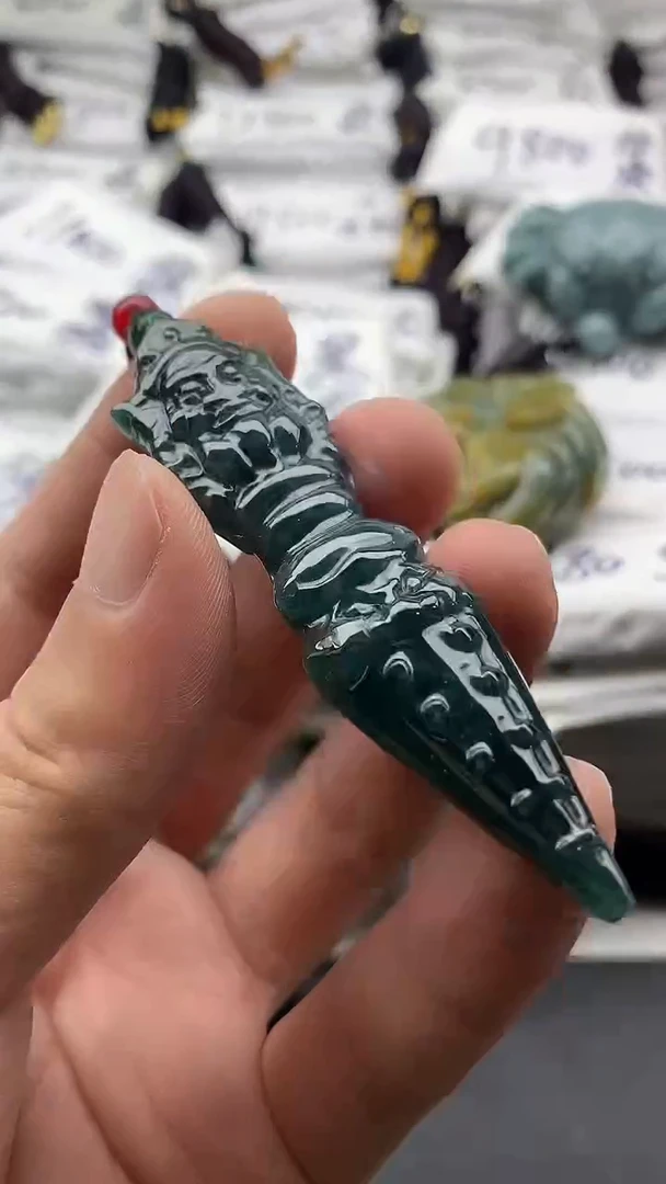 【闪购商品】翡翠颈饰未镶嵌5555555555