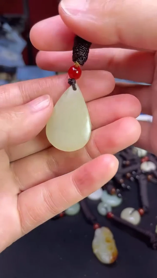 颈饰未镶嵌和田玉23