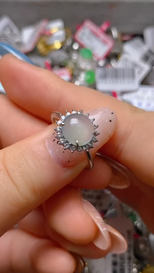 银S925镶嵌戒指翡翠百内无证书