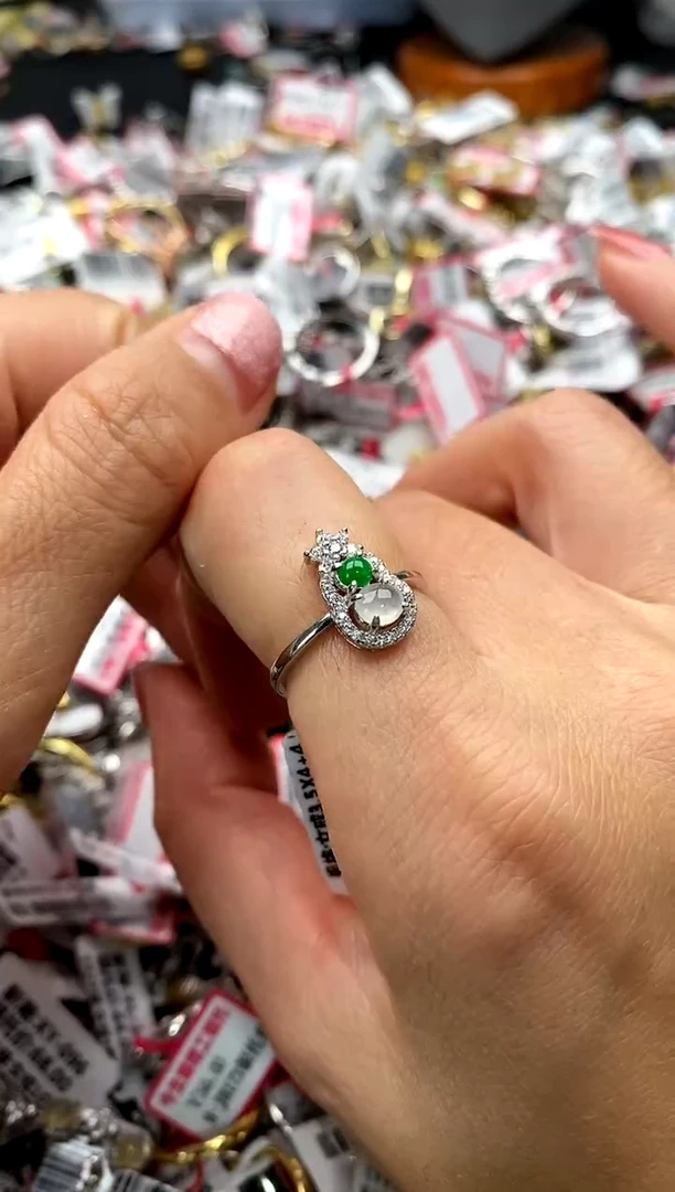 【闪购商品】翡翠戒指银S925镶嵌66666666      6