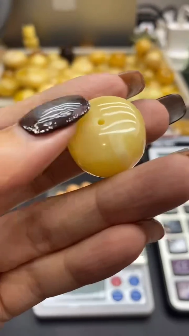 琥珀未镶嵌珠宝奇石1796