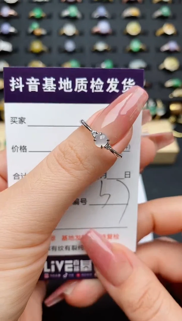 翡翠戒指银S925镶嵌............