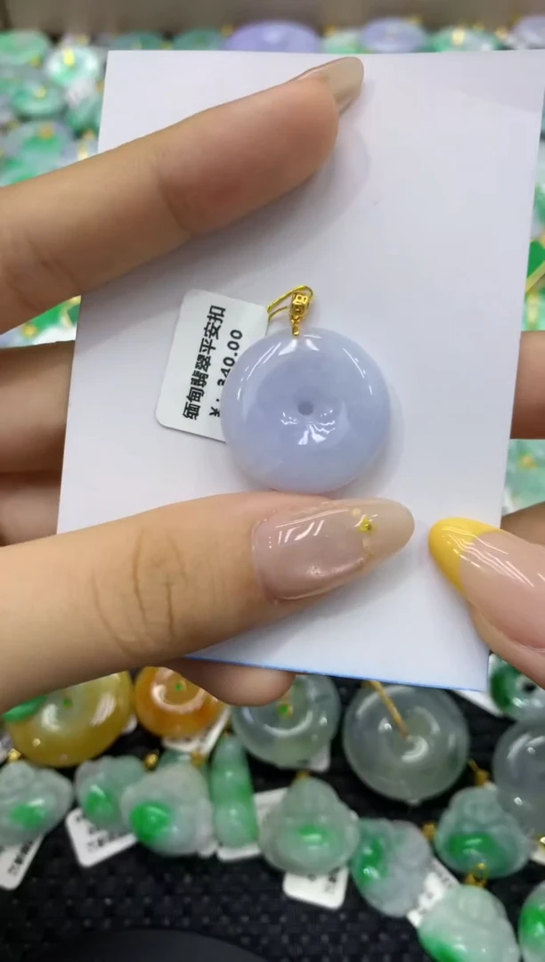 颈饰未镶嵌翡翠天然缅甸翡翠A货