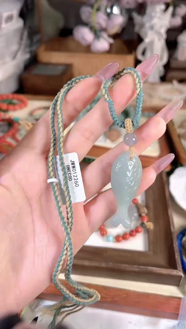 项链未镶嵌和田玉多样性发其一
