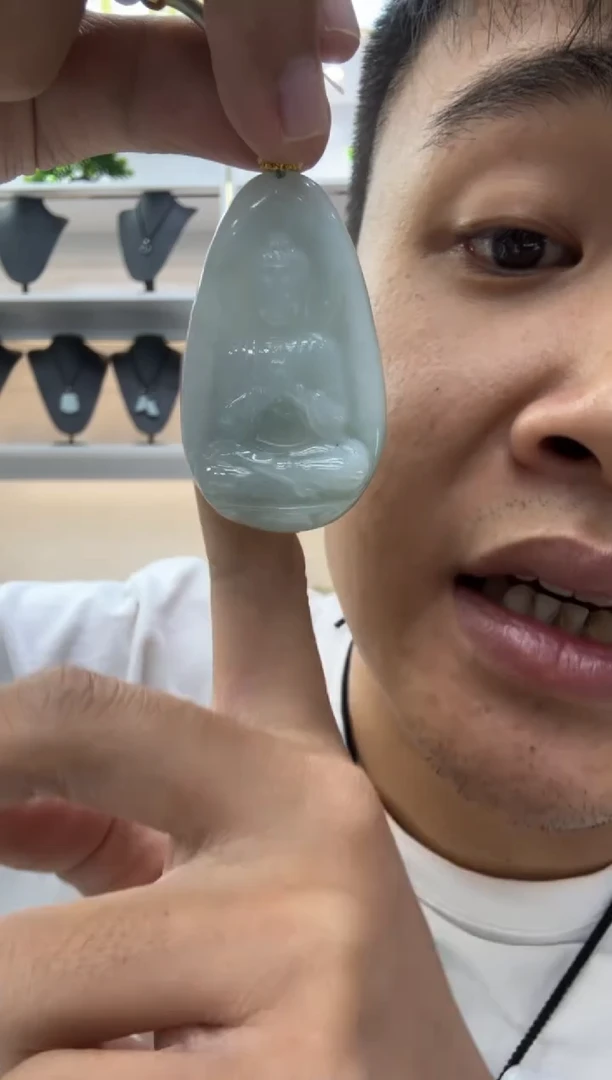 颈饰未镶嵌翡翠天然翡翠A货孤品一件