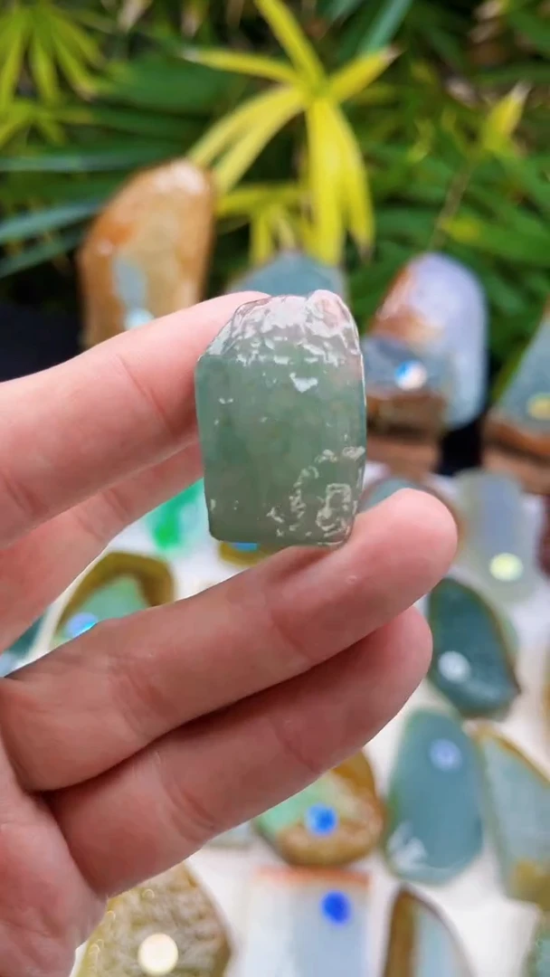 未镶嵌定制翡翠翡翠