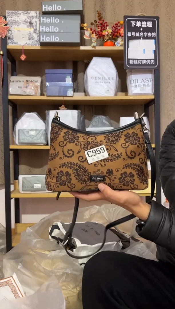 小牛剖层皮革老张家女包959