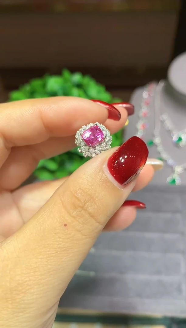 戒指彩色蓝宝石18K金镶嵌2.53ct