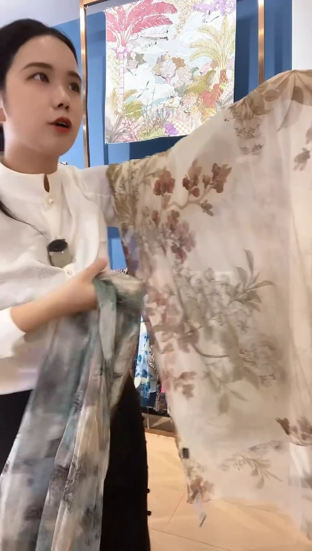 丝绸上久楷雪纺长巾 琼圃霏香CJS23036