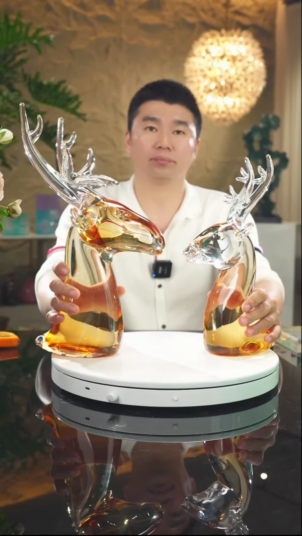【闪购商品】瓷片设计款鹿首摆件一对