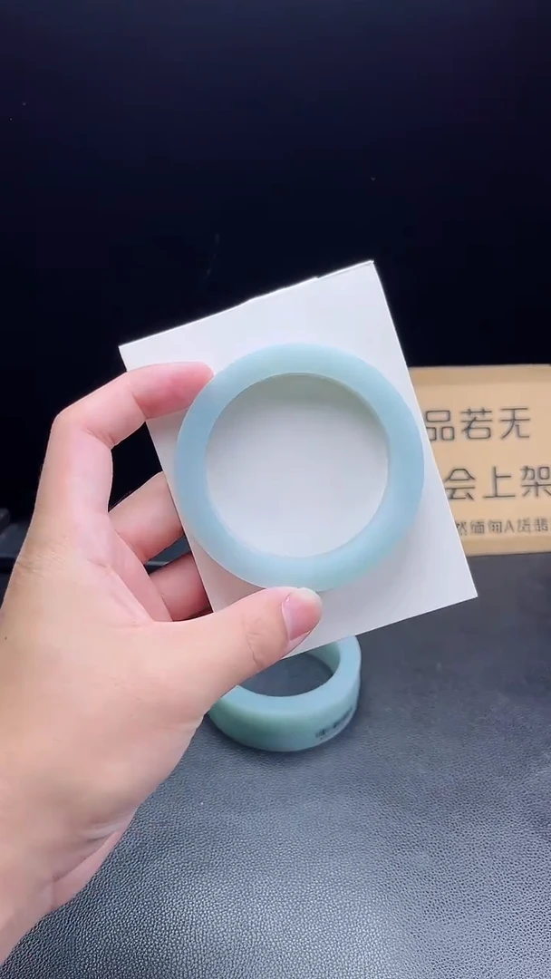 未镶嵌手镯定制翡翠余定制