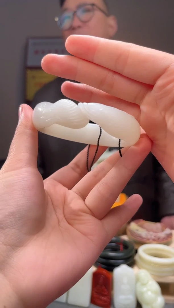 颈饰未镶嵌和田玉56