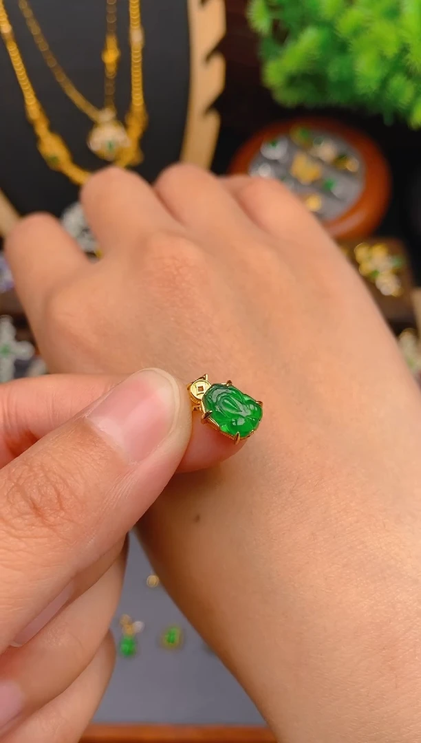 【闪购商品】翡翠吊坠(不含链)银S925镶嵌貔貅潘多拉