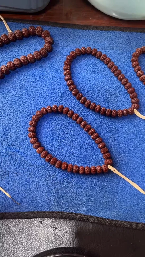 手串金刚菩提品****提10+老树王