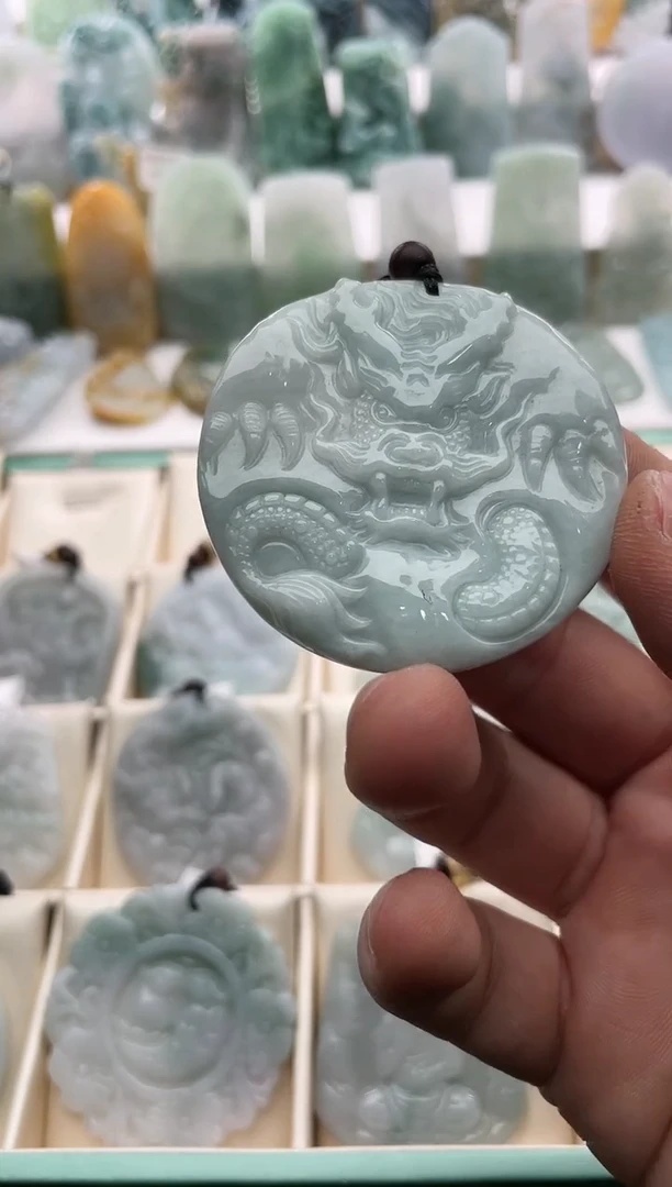 【闪购商品】翡翠颈饰未镶嵌..../1/22/ 31