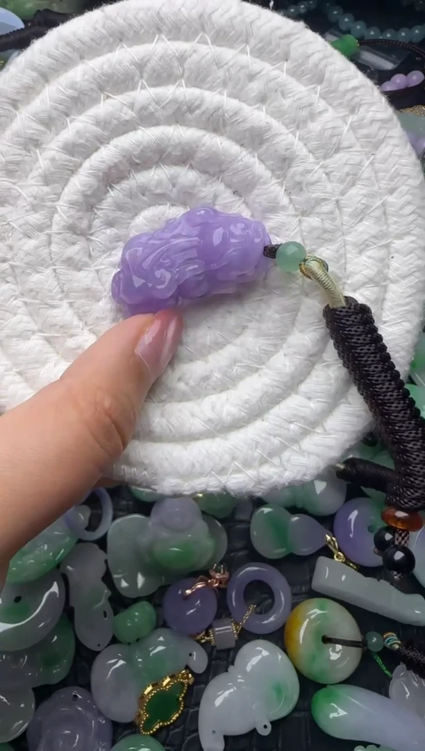 颈饰未镶嵌翡翠缅甸翡翠吊坠
