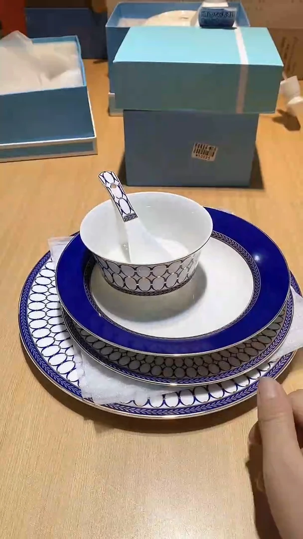 【闪购商品】瓷片锅碗瓢盆一件不剩