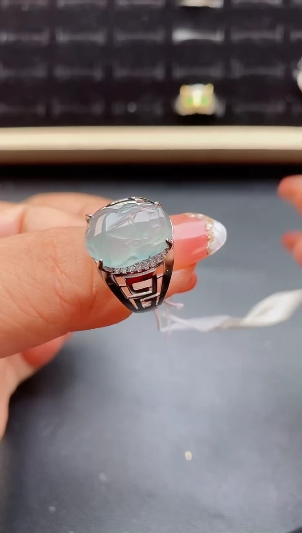 【闪购商品】翡翠戒指银S925镶嵌41211