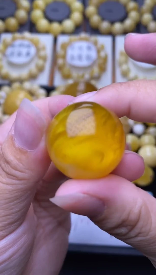 裸石琥珀未镶嵌大小姐珠宝严选48