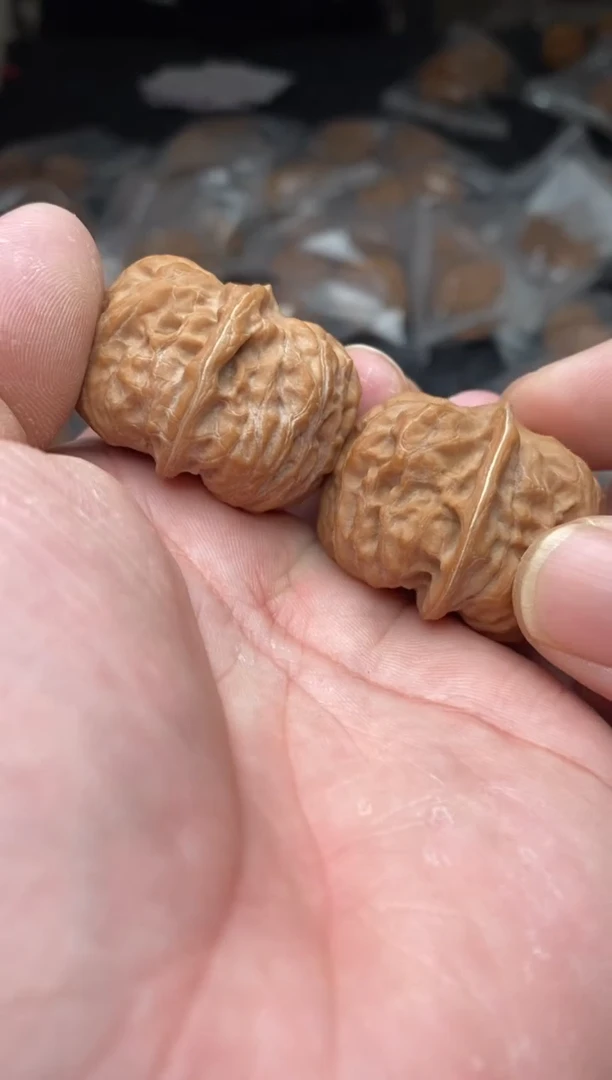 【闪购商品】文玩核桃把件A148号门头沟元宝37尺