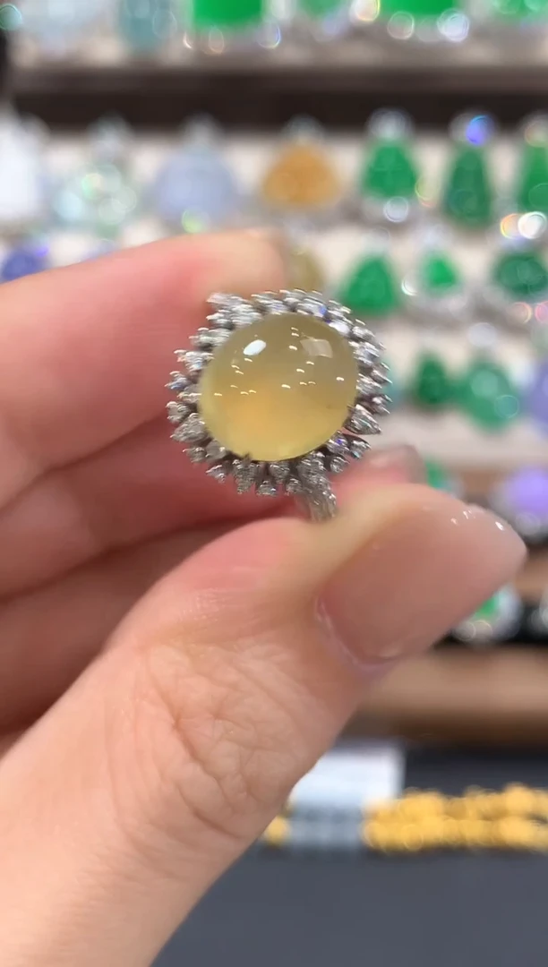 18K金镶嵌戒指翡翠q50