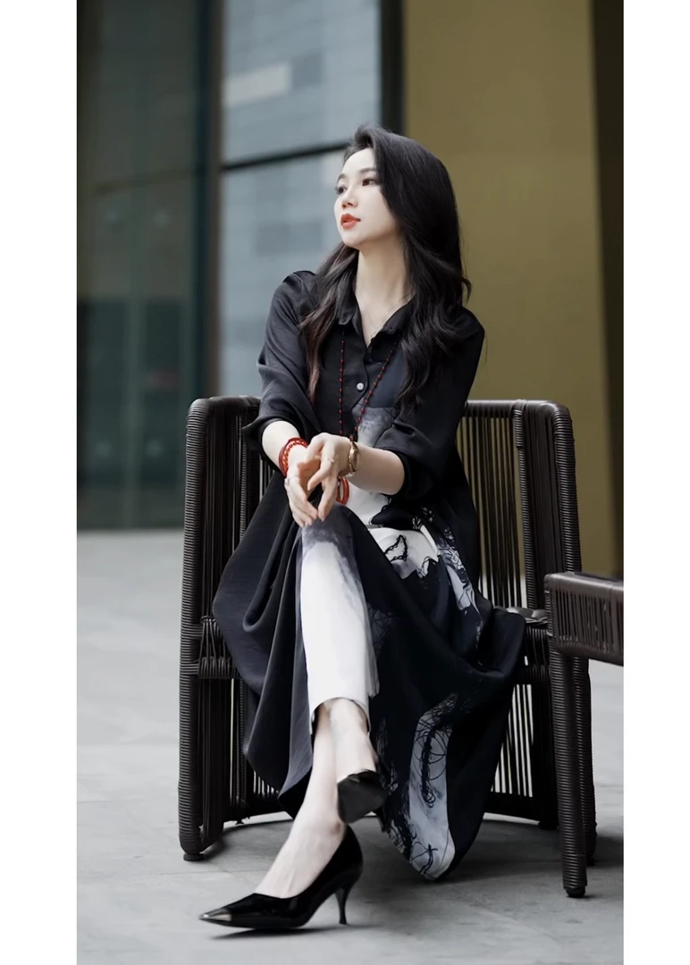 春夏新款丨知性优雅丨高奢黑色拼色显瘦流行款大码连衣裙-6969#