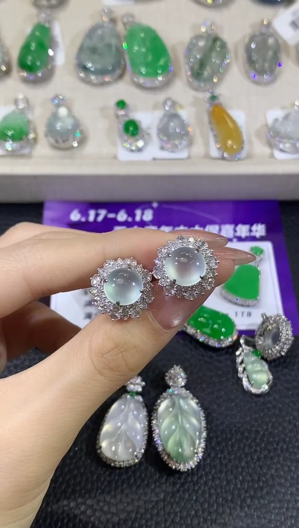 翡翠18K金镶嵌耳饰A164   一对