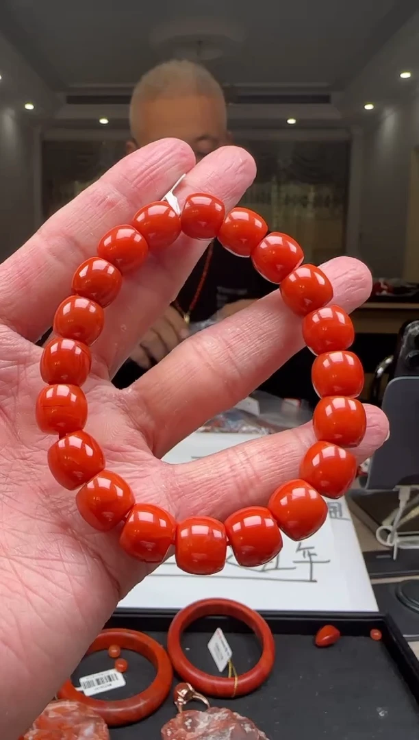 【闪购商品】南红玛瑙11mm瓦西手串直切未镶嵌多样性发一件