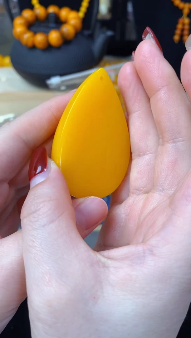 【闪购商品】时尚摆件密胺瓷片密胺瓷片2402