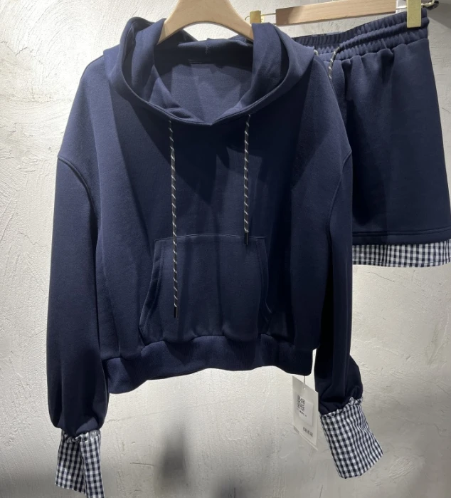 【八宝专属】长袖常规常规款拼接连帽秋季卫衣韩版宽松型不8076