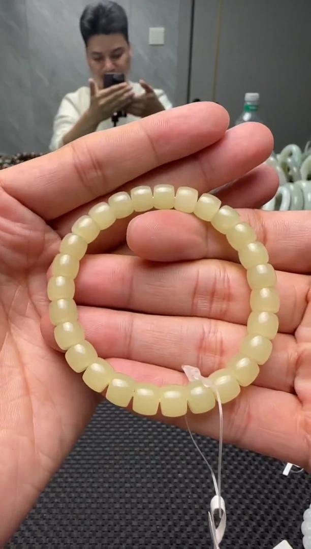 未镶嵌手串和田玉若羌黄口手串卡7x8