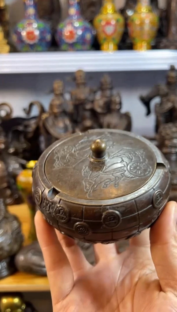 【闪购商品】·烟灰缸 案台摆件，物品摆件