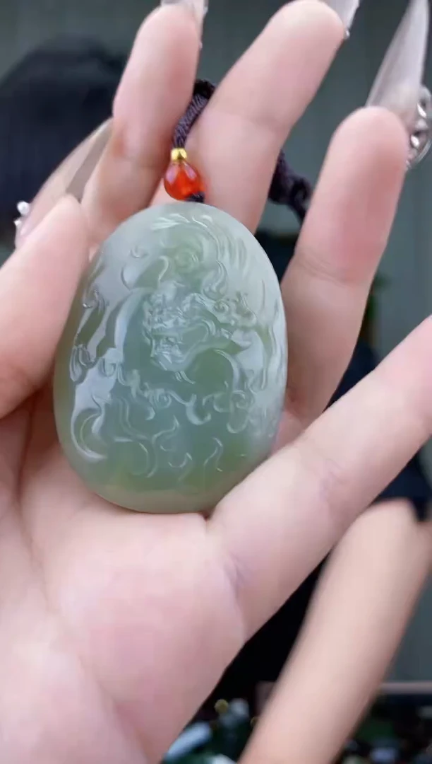 和田玉未镶嵌挂件拍一发一，多样性发货！