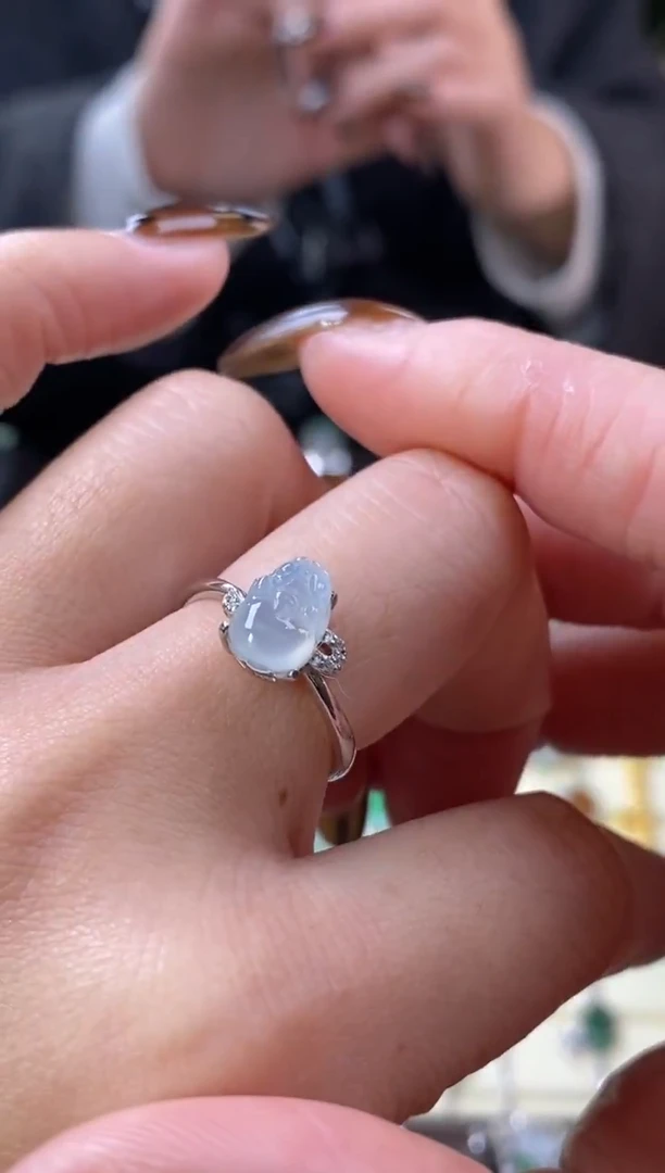 颈饰银S925镶嵌翡翠18631